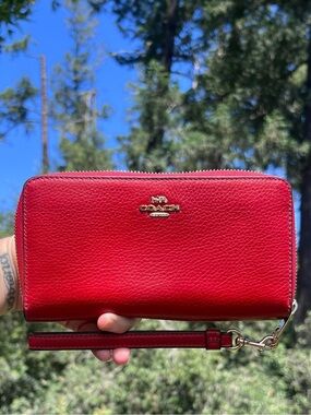 COACH Long Zip-Around Leather Wallet Red w Gold Hardware AUTHENTIC